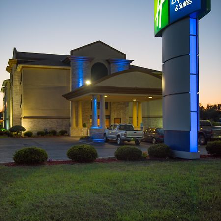 Holiday Inn Express Hotel & Suites Wauseon By Ihg Bagian luar foto