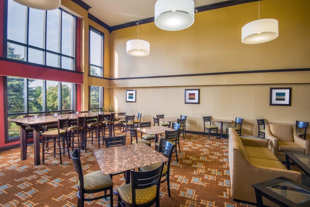 Holiday Inn Express Hotel & Suites Wauseon By Ihg Bagian luar foto