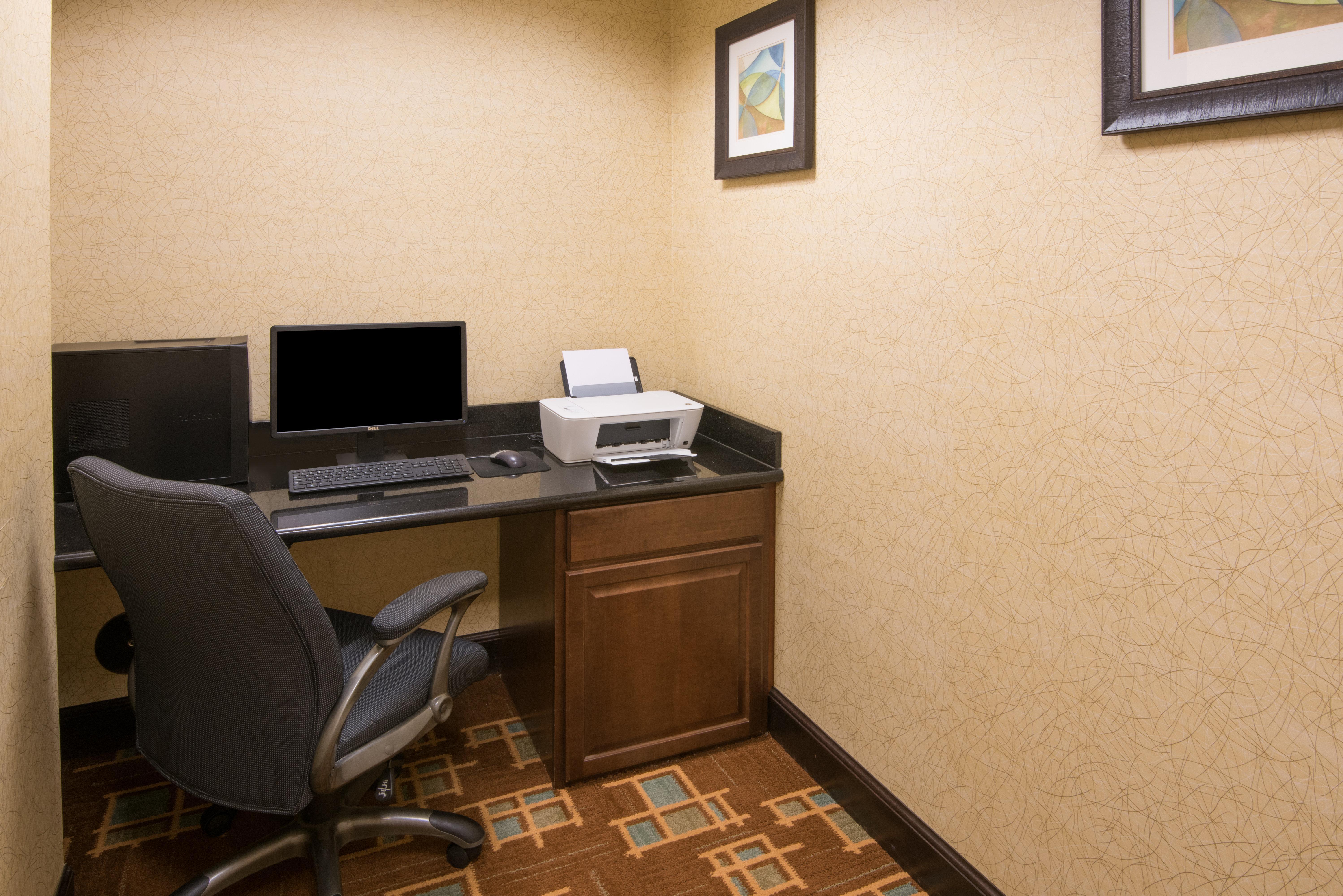 Holiday Inn Express Hotel & Suites Wauseon By Ihg Bagian luar foto