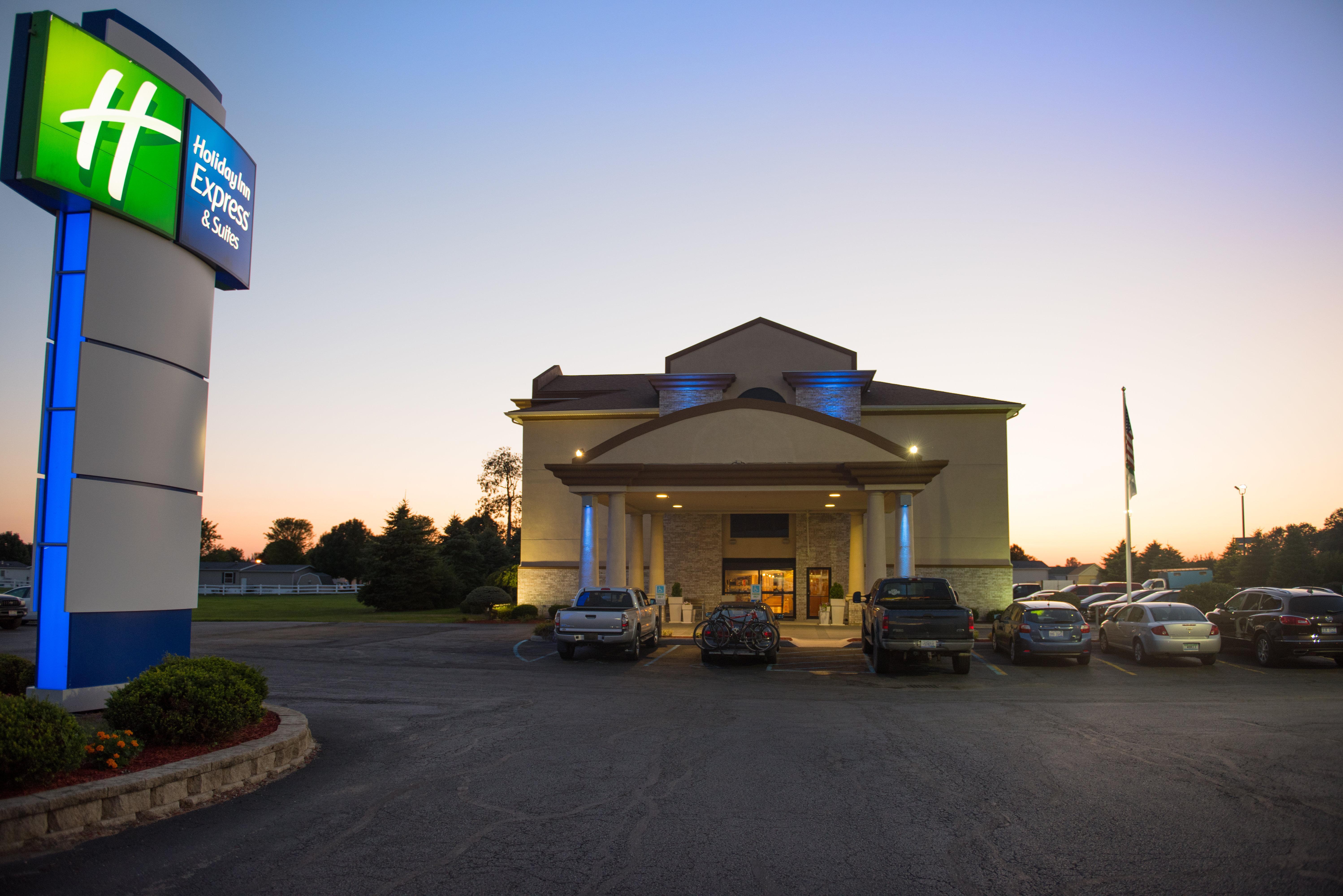 Holiday Inn Express Hotel & Suites Wauseon By Ihg Bagian luar foto