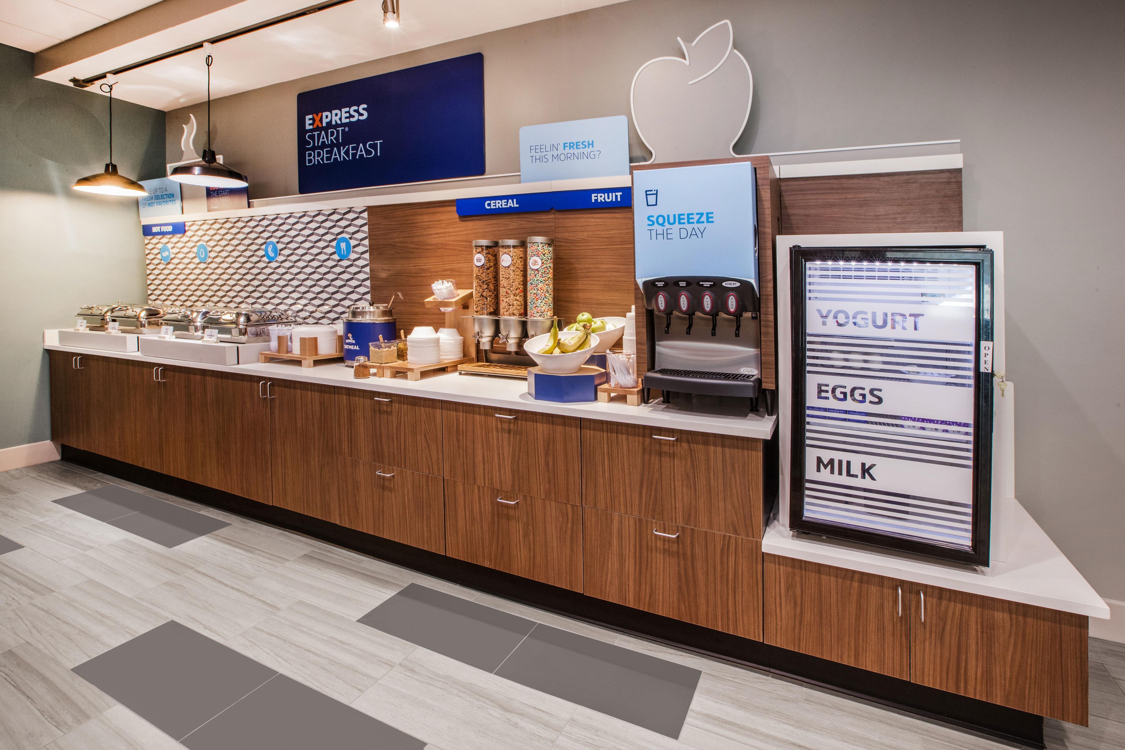 Holiday Inn Express Hotel & Suites Wauseon By Ihg Bagian luar foto