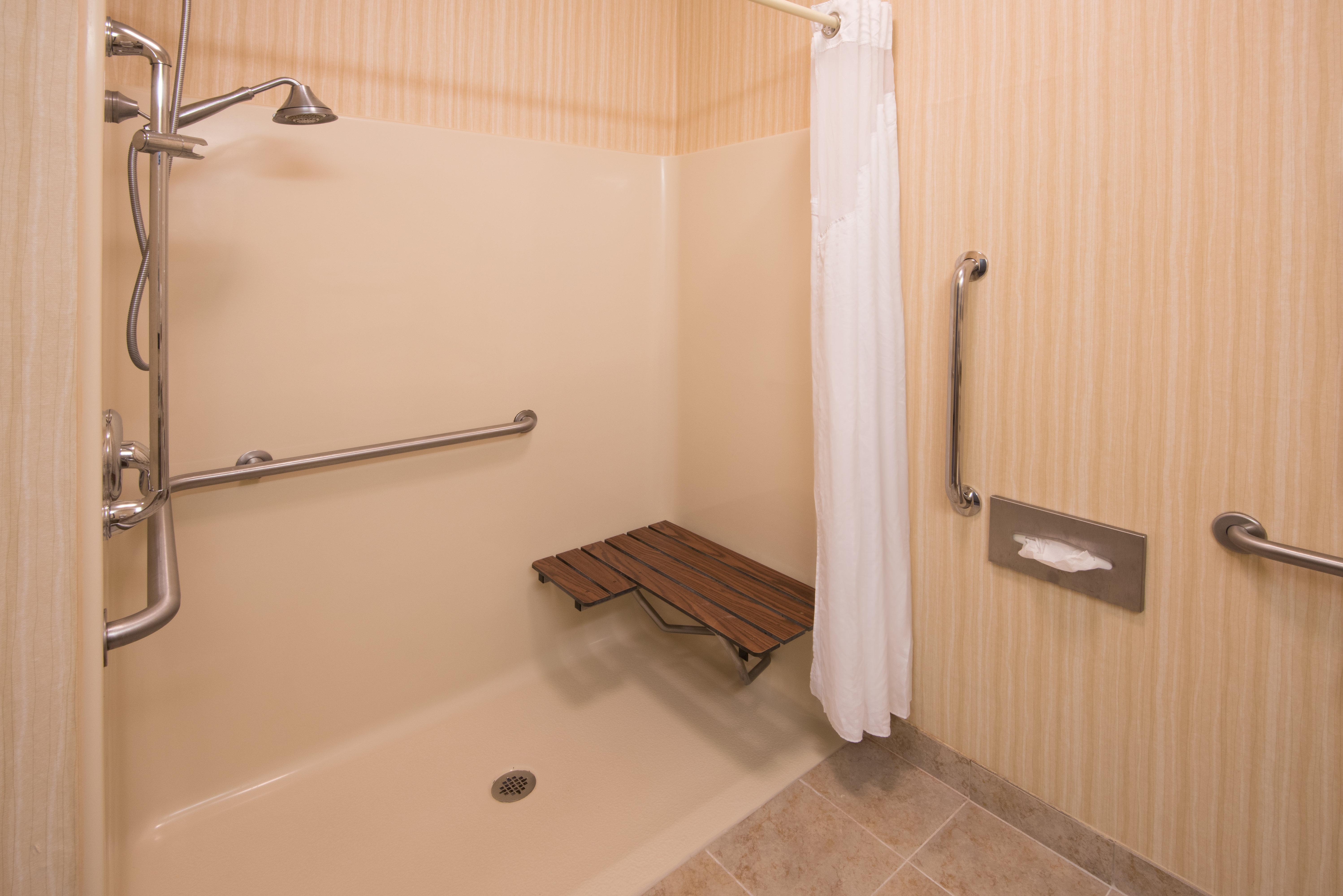 Holiday Inn Express Hotel & Suites Wauseon By Ihg Bagian luar foto