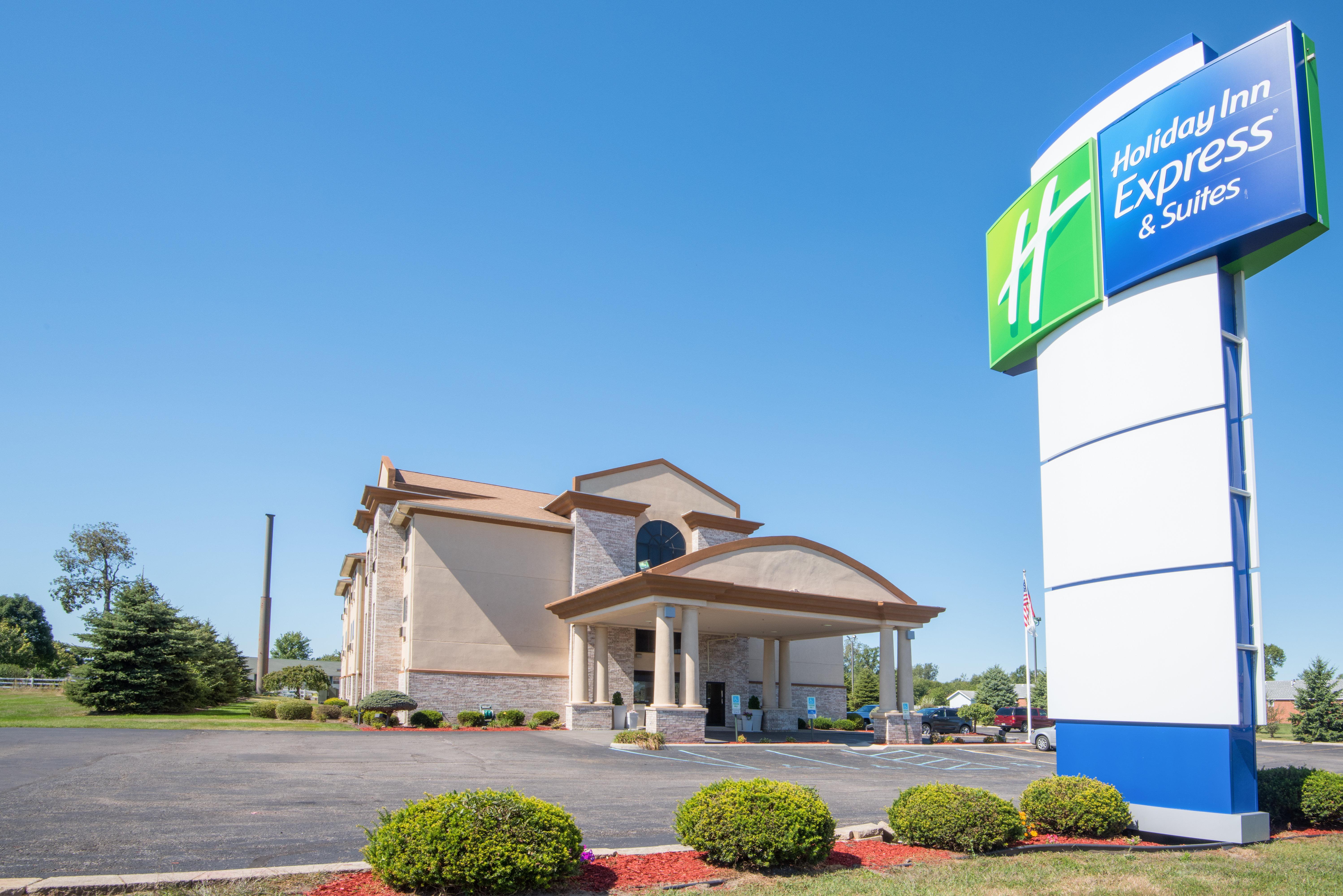 Holiday Inn Express Hotel & Suites Wauseon By Ihg Bagian luar foto